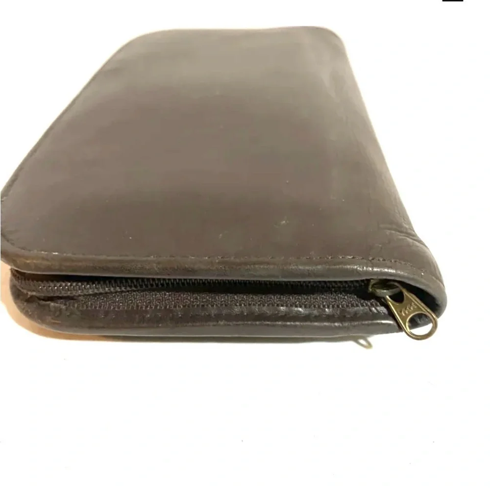 Coach vintage brown leather wallet/ clutch - Picture 6 of 7
